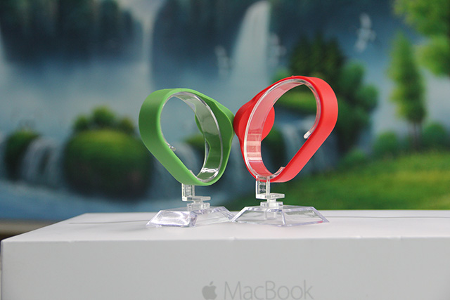 松緊腕帶硬錢包如何辦理？