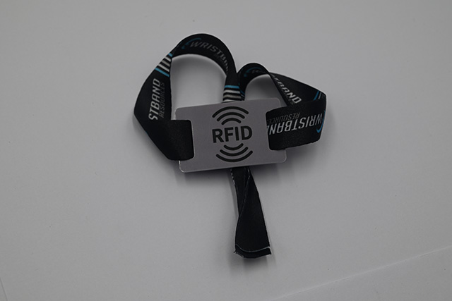 汽配貿(mào)易商行PVC卡設(shè)計模板 汽配貿(mào)易商行PVC卡設(shè)計模板